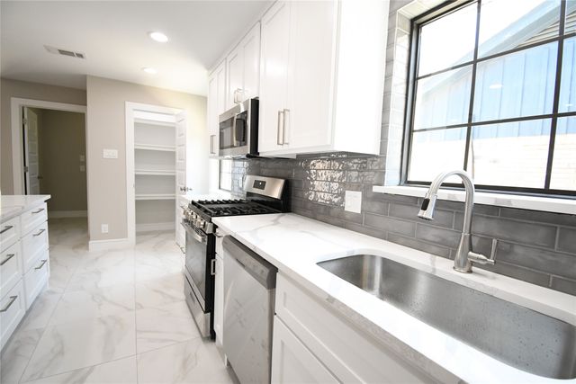 2641 Magnolia Drive, Irving, TX 75062