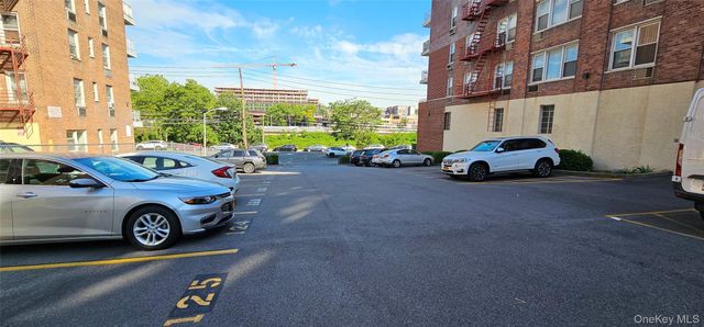 333 Bronx River Road 619, Yonkers, NY 10704