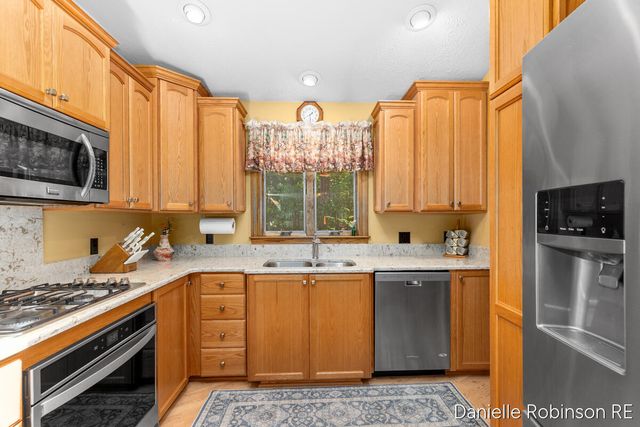 4260 Niles Avenue, Holland, MI 49424