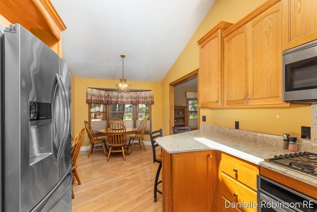 4260 Niles Avenue, Holland, MI 49424