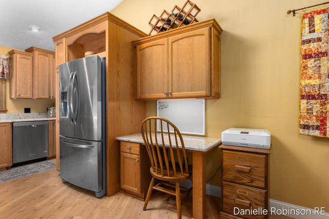 4260 Niles Avenue, Holland, MI 49424