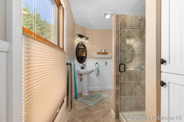 4260 Niles Avenue, Holland, MI 49424