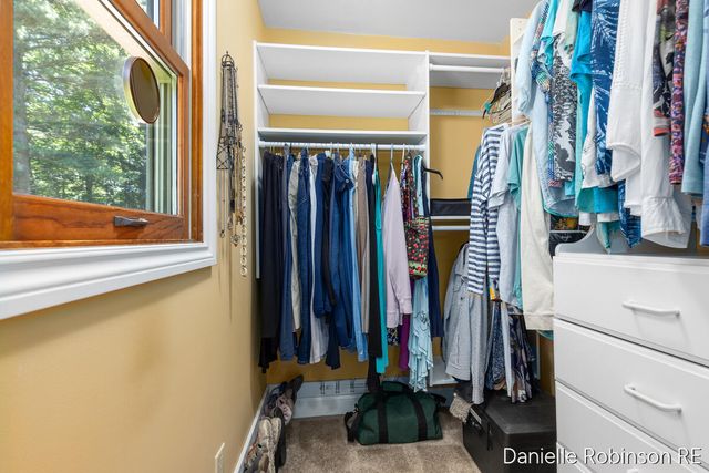 4260 Niles Avenue, Holland, MI 49424