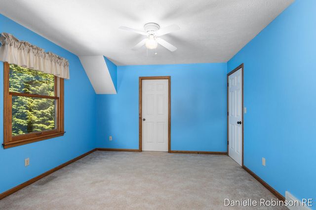 4260 Niles Avenue, Holland, MI 49424