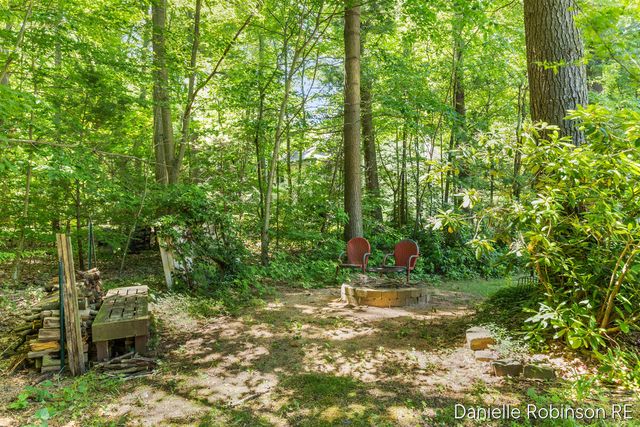 4260 Niles Avenue, Holland, MI 49424