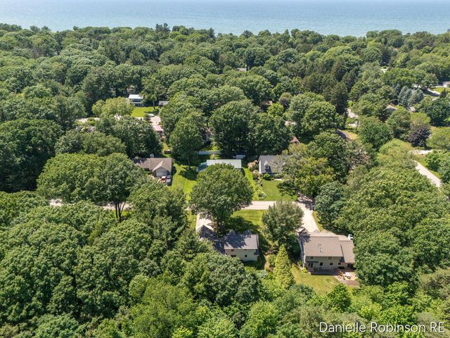 4260 Niles Avenue, Holland, MI 49424