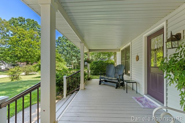 4260 Niles Avenue, Holland, MI 49424