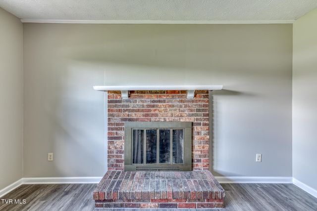 301 Piney Avenue, Piney Flats, TN 37686