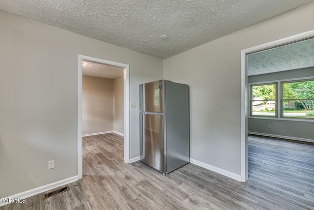 301 Piney Avenue, Piney Flats, TN 37686