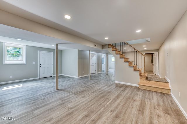 301 Piney Avenue, Piney Flats, TN 37686