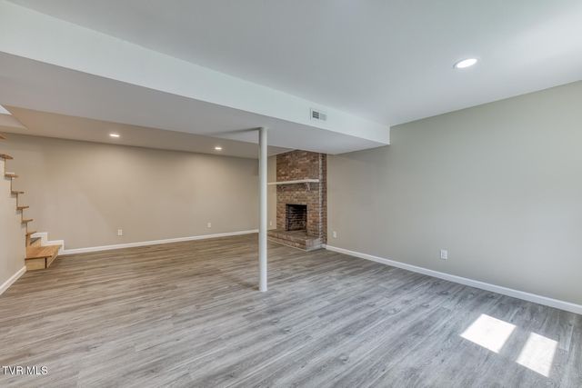 301 Piney Avenue, Piney Flats, TN 37686