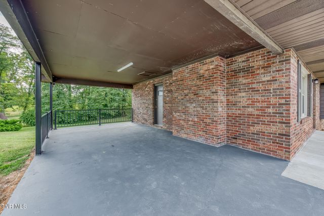 301 Piney Avenue, Piney Flats, TN 37686