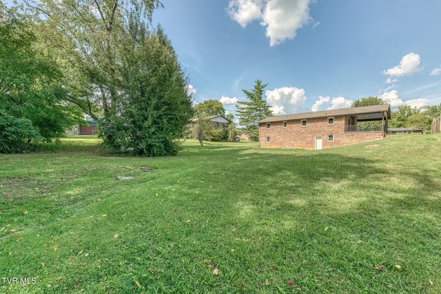 301 Piney Avenue, Piney Flats, TN 37686