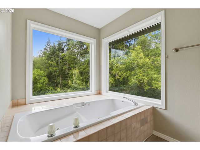 19201 Ne 207TH Ave, Brush Prairie, WA 98606