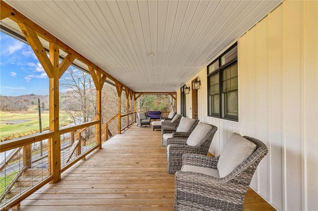 2507 Parker Eller Road, Lansing, NC 28643