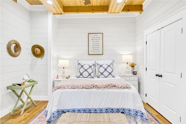 2507 Parker Eller Road, Lansing, NC 28643