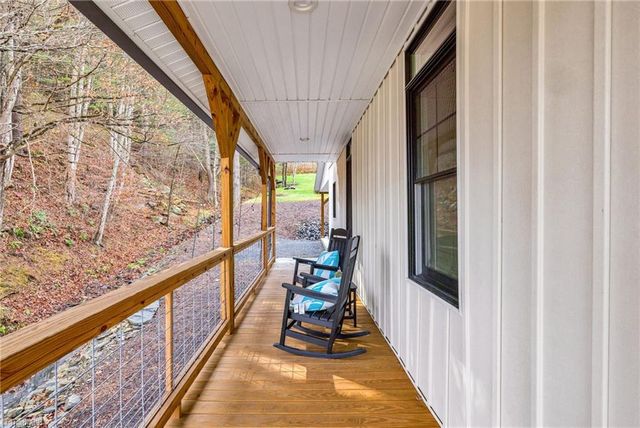 2507 Parker Eller Road, Lansing, NC 28643