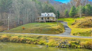 2507 Parker Eller Road, Lansing, NC 28643