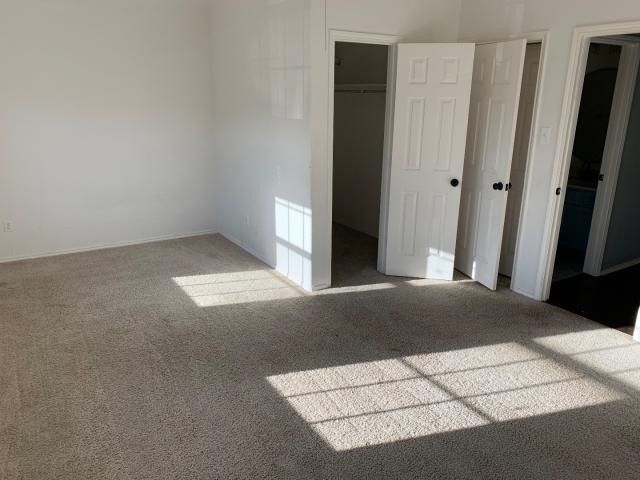 1020 Long Pointe Avenue, Fort Worth, TX 76108