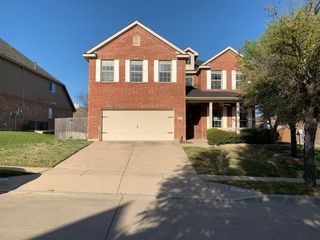 1020 Long Pointe Avenue, Fort Worth, TX 76108