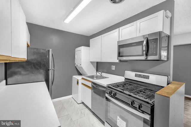 3011 SOUTHERN AVE #14, Temple Hills, MD 20748