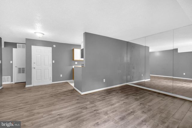 3011 SOUTHERN AVE #14, Temple Hills, MD 20748
