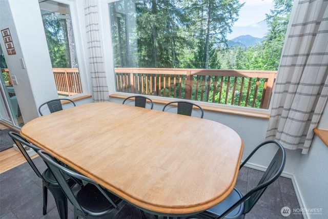 70 N Beaver Place N, Hoodsport, WA 98548