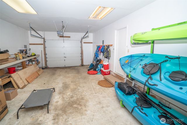70 N Beaver Place N, Hoodsport, WA 98548