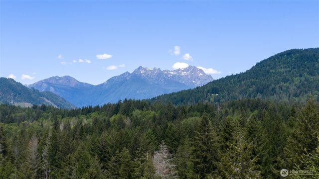 70 N Beaver Place N, Hoodsport, WA 98548