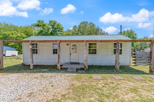 10931 Beechcraft Rd, Bon Aqua, TN 37025