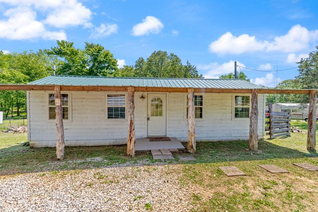 10931 Beechcraft Rd, Bon Aqua, TN 37025