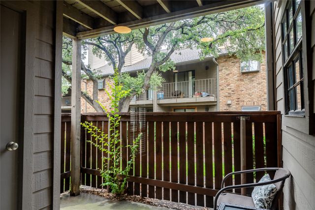 15221 Berry Trail 1201, Dallas, TX 75248