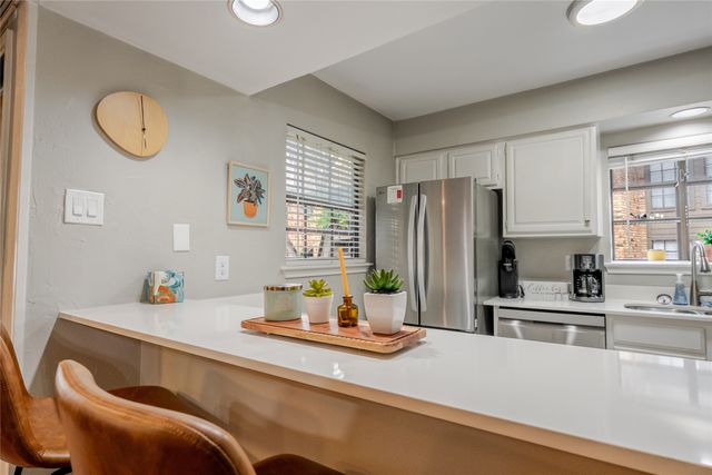 15221 Berry Trail 1201, Dallas, TX 75248
