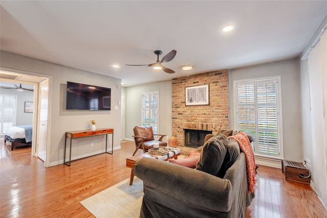 15221 Berry Trail 1201, Dallas, TX 75248