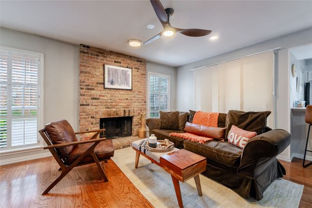 15221 Berry Trail 1201, Dallas, TX 75248