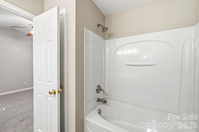 687 Rock Lake Glen, Fort Mill, SC 29715