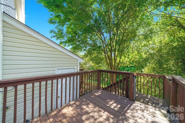 687 Rock Lake Glen, Fort Mill, SC 29715
