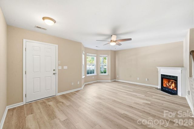 687 Rock Lake Glen, Fort Mill, SC 29715