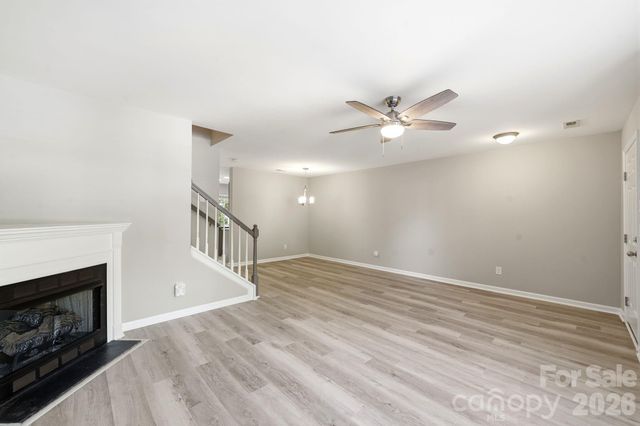 687 Rock Lake Glen, Fort Mill, SC 29715