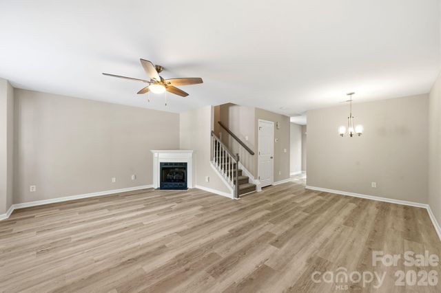 687 Rock Lake Glen, Fort Mill, SC 29715