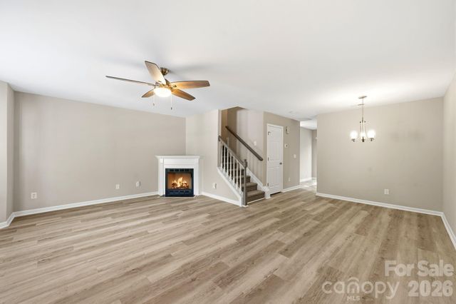 687 Rock Lake Glen, Fort Mill, SC 29715