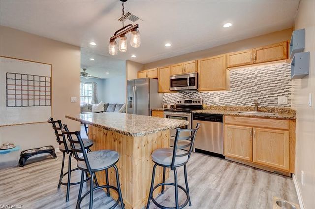 551 Golden Gate BLVD W, Naples, FL 34120