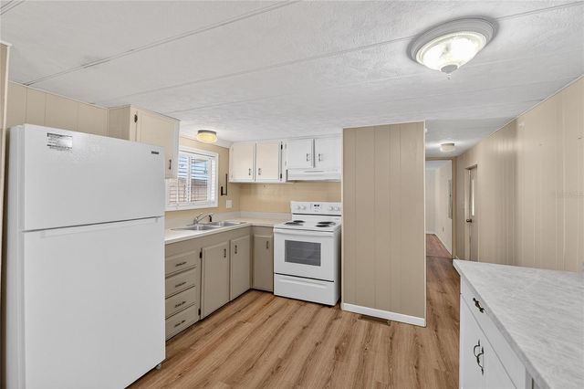 38644 REMORA AVENUE, Zephyrhills, FL 33542