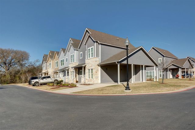 969 W Highway 71 4102, Bastrop, TX 78602