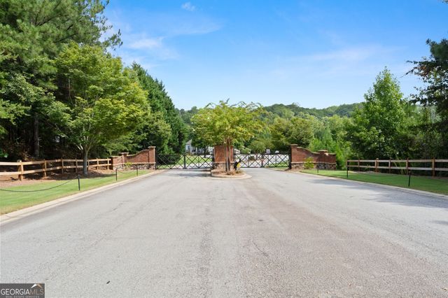 3438 Dockside Shores Drive, Gainesville, GA 30506