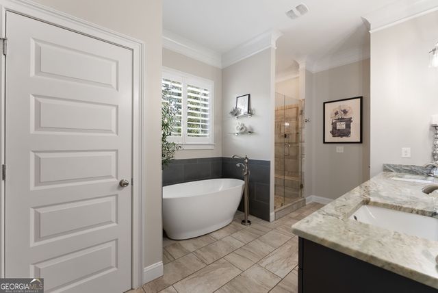3438 Dockside Shores Drive, Gainesville, GA 30506