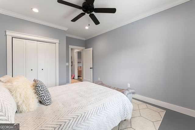 3438 Dockside Shores Drive, Gainesville, GA 30506