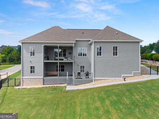 3438 Dockside Shores Drive, Gainesville, GA 30506