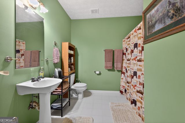 6 Adella Lane, Jefferson, GA 30549