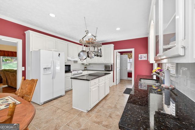 6 Adella Lane, Jefferson, GA 30549